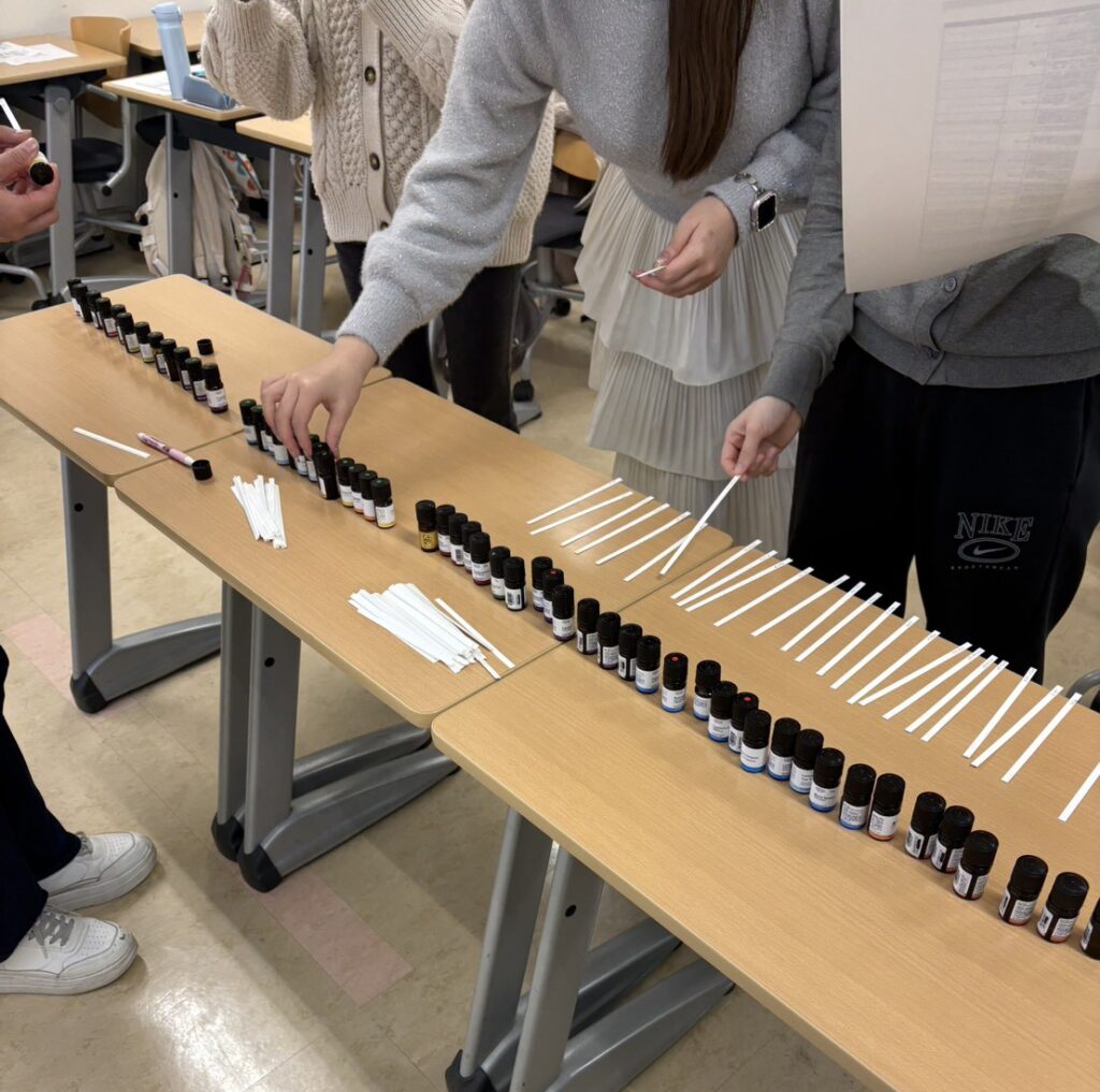 【香りプロジェクト第二弾】香りワークショップ開催 3 1対1画像①