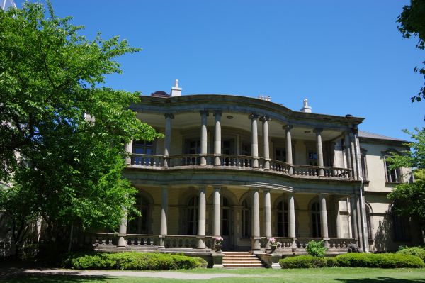 初夏の清泉女子大学サイズ小